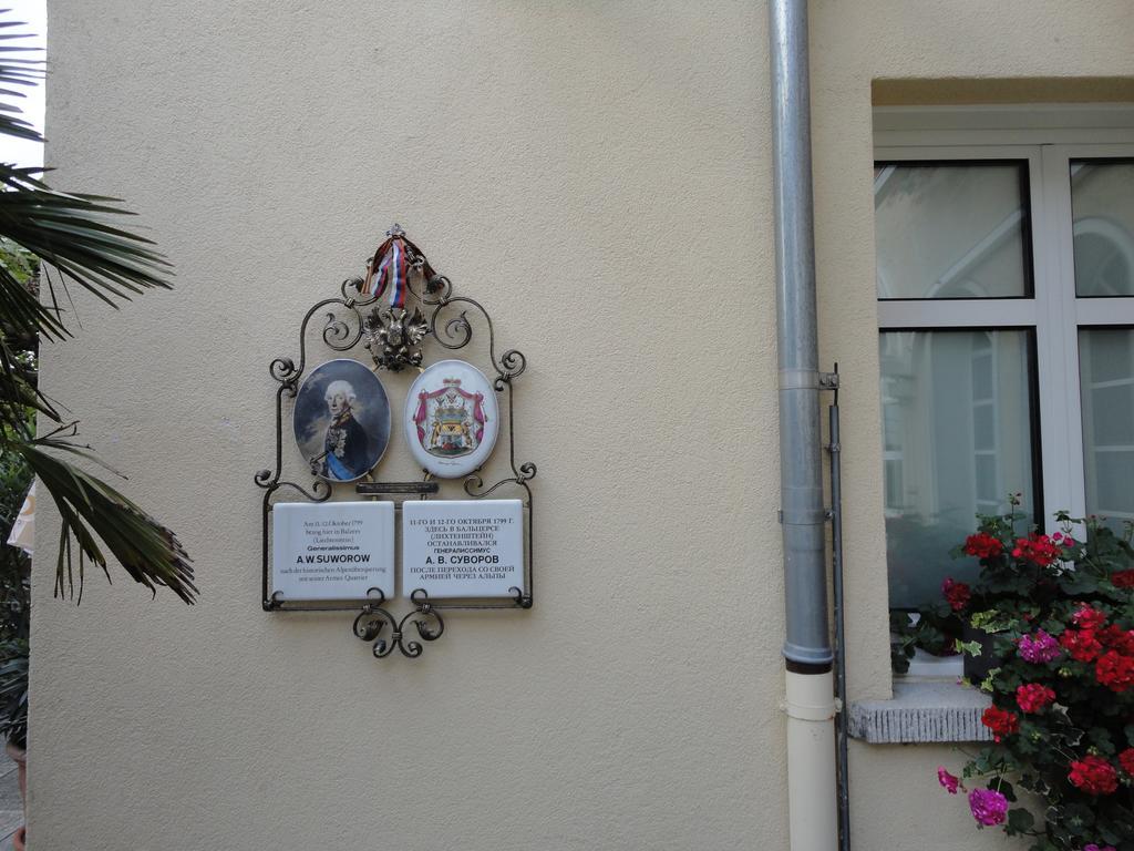 Hotel Hofbalzers Buitenkant foto