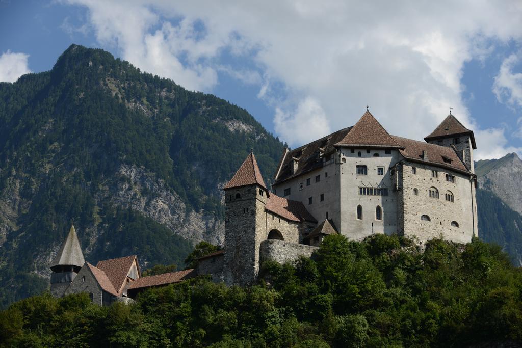 Hotel Hofbalzers Buitenkant foto
