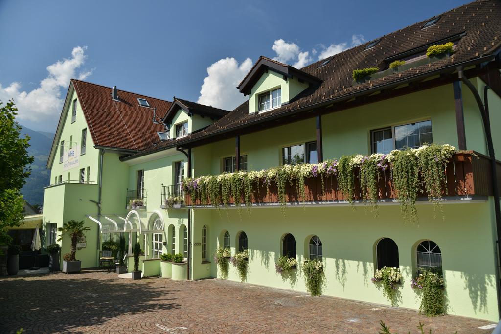 Hotel Hofbalzers Buitenkant foto