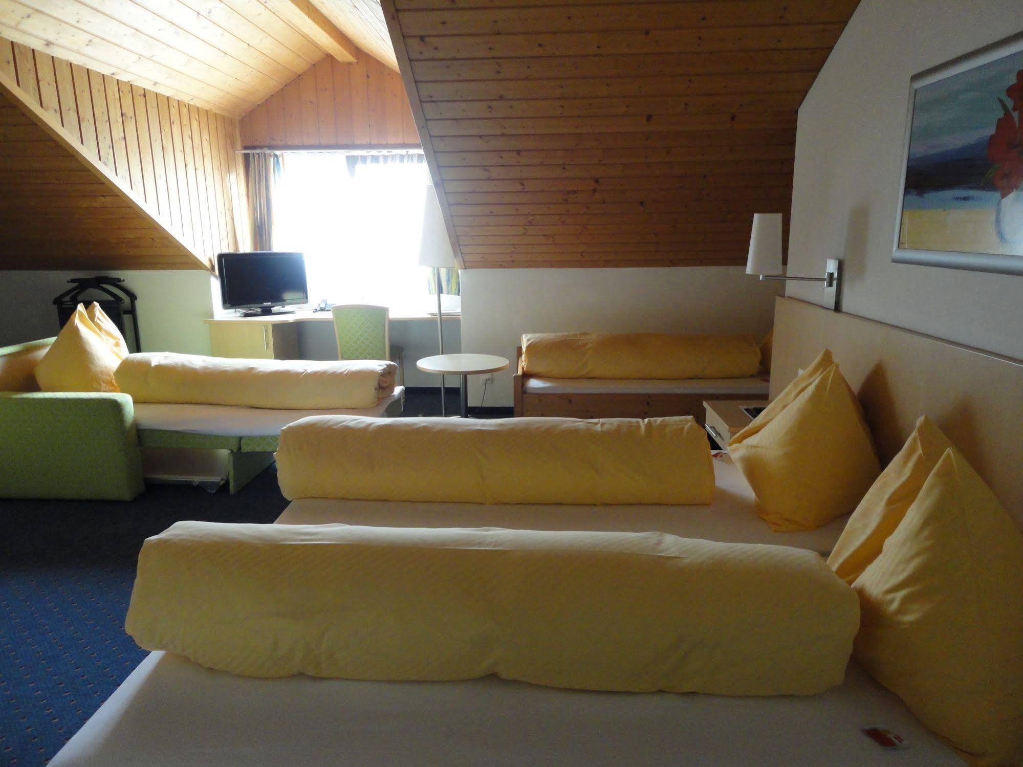 Hotel Hofbalzers Buitenkant foto