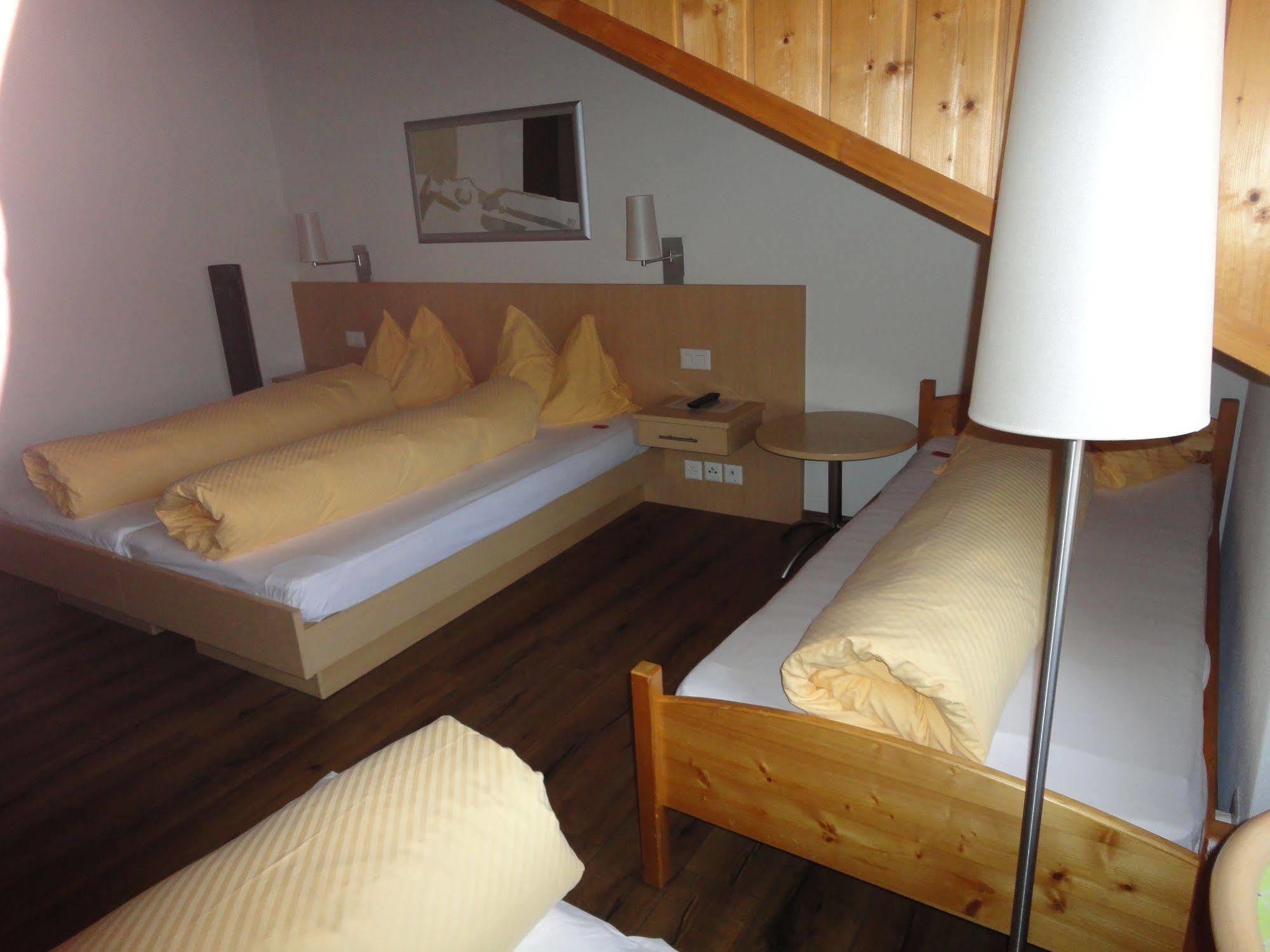 Hotel Hofbalzers Buitenkant foto