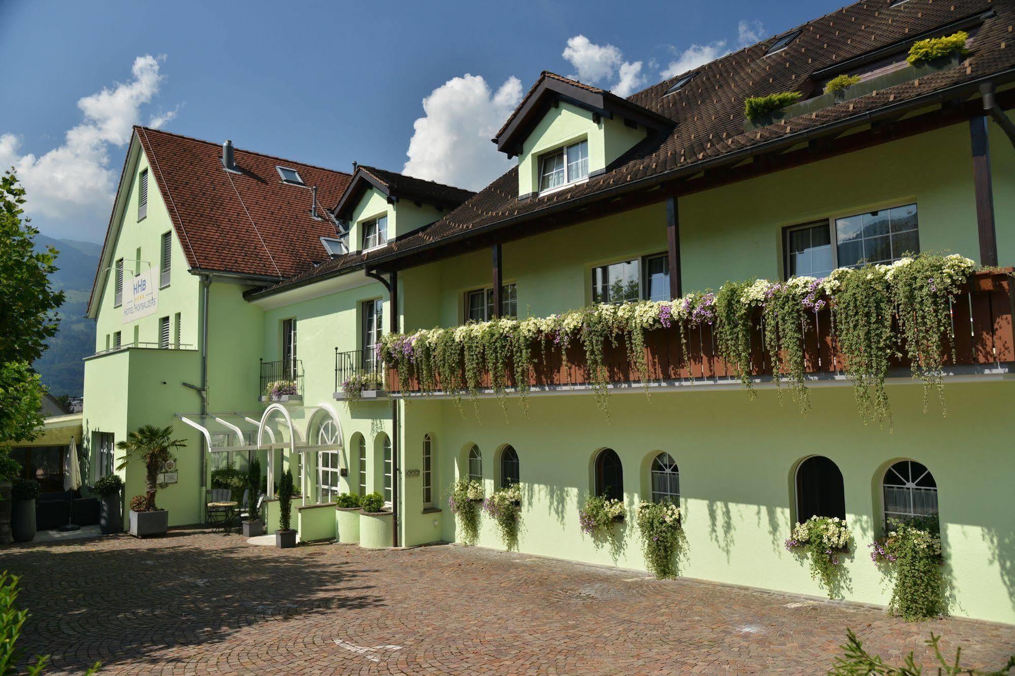 Hotel Hofbalzers Buitenkant foto